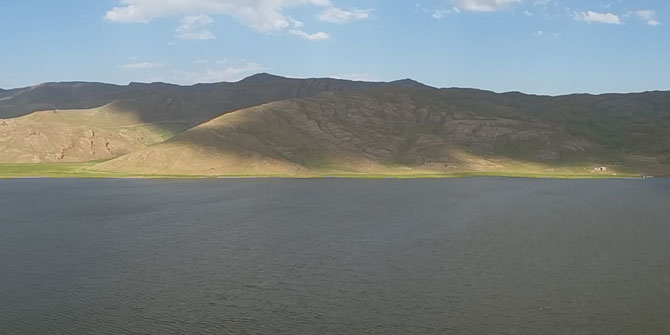 دریاچه نئور